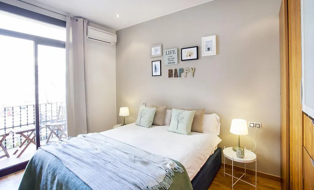 Apartments Barcelona & Home Deco Viladomat